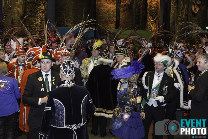 11esleuteldragersborrel02pnbr11022020