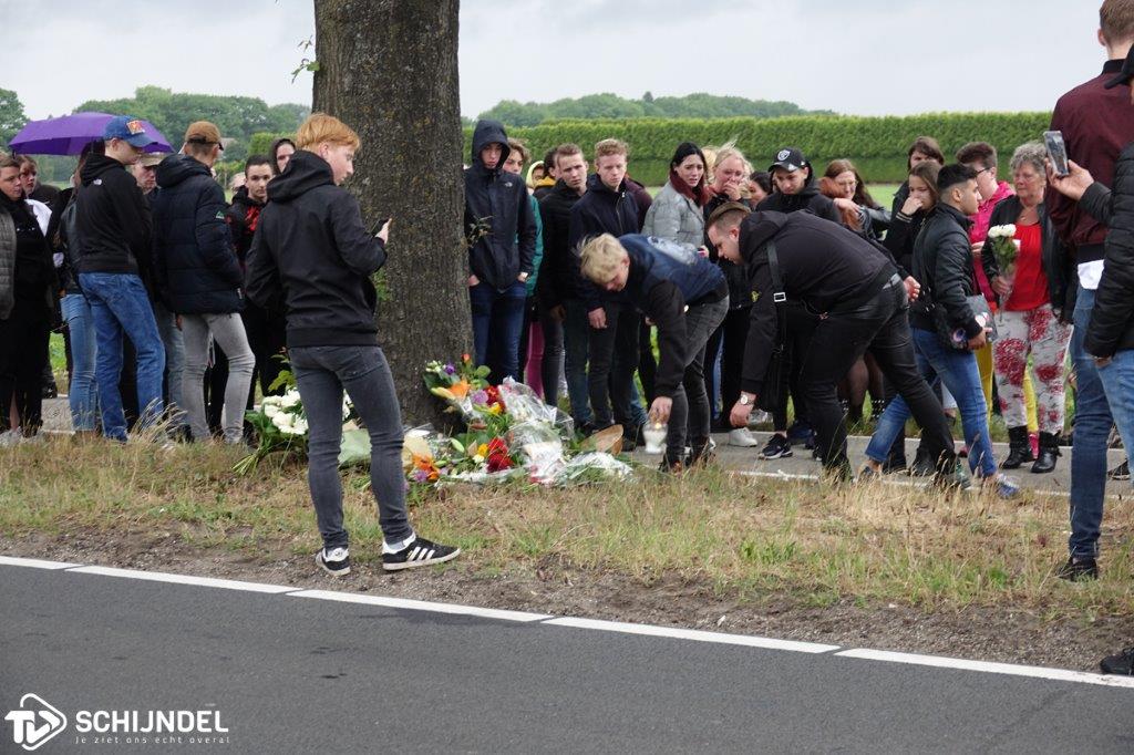 herdenking rooiseweg 15