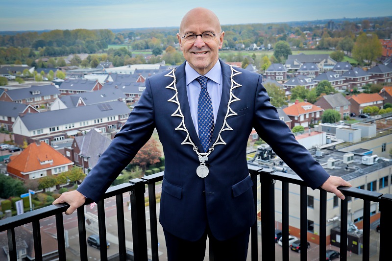 Burgemeester Kees van Rooij foto Wim Roefs 9790