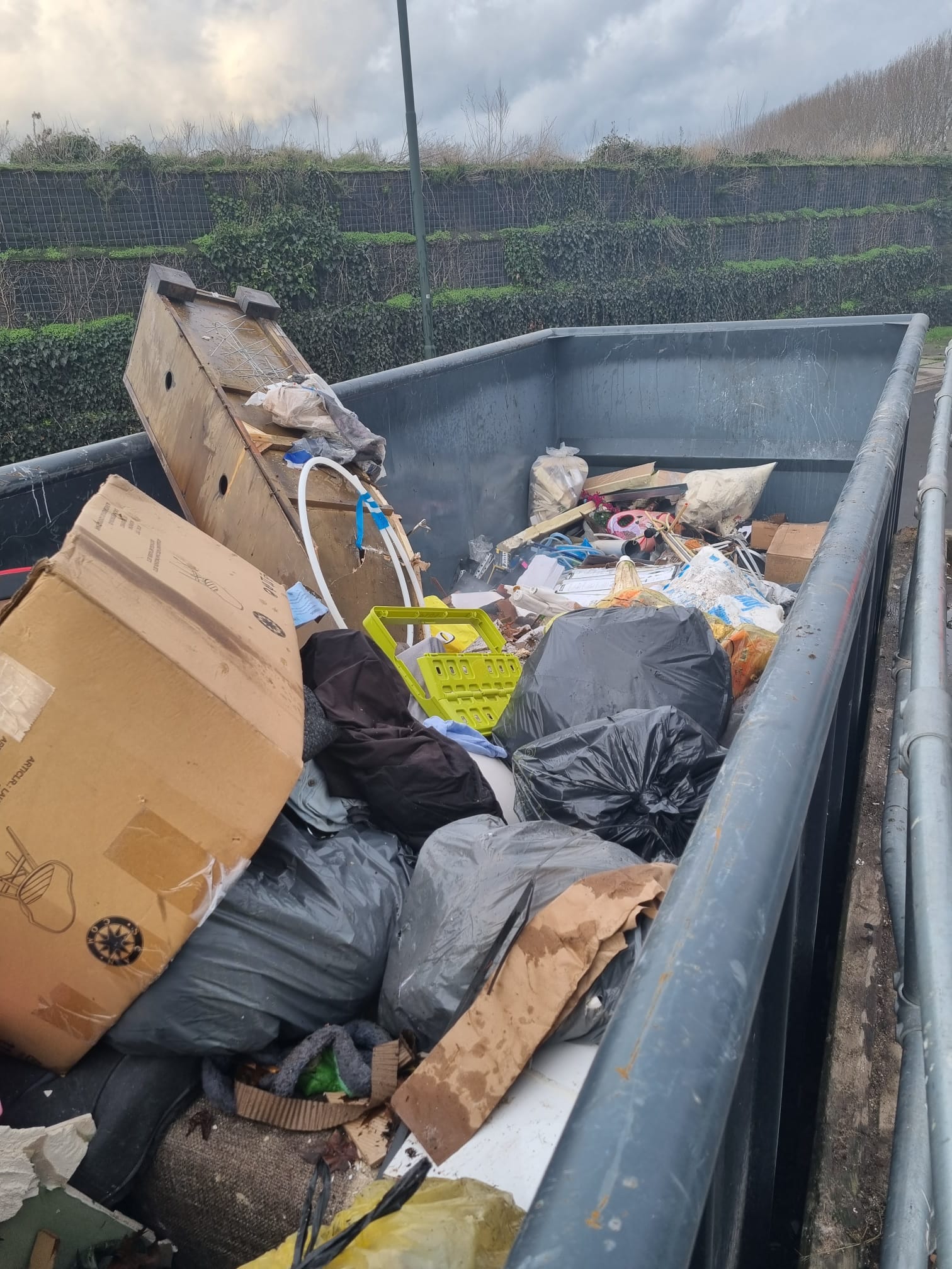 containerbrand4