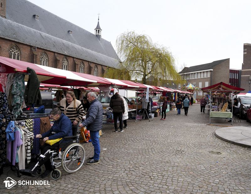 snuffelmarkt red 1